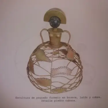 Menina decorativa — imagen 1