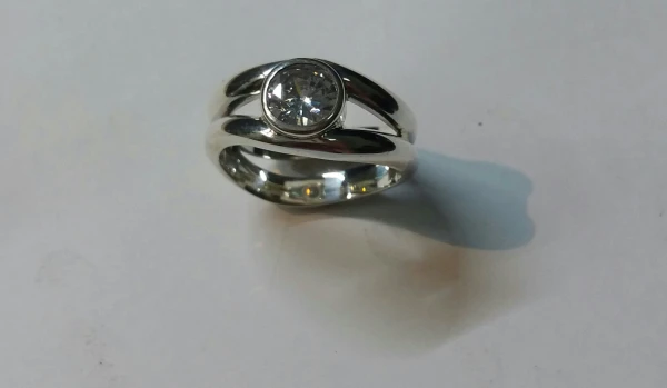 Anillo arte's foto | Soteras Joyería |  BizneCubano
