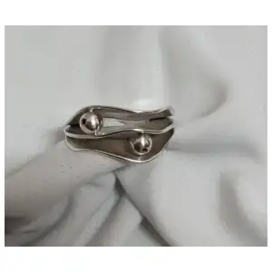 anillo magico miniatura 1